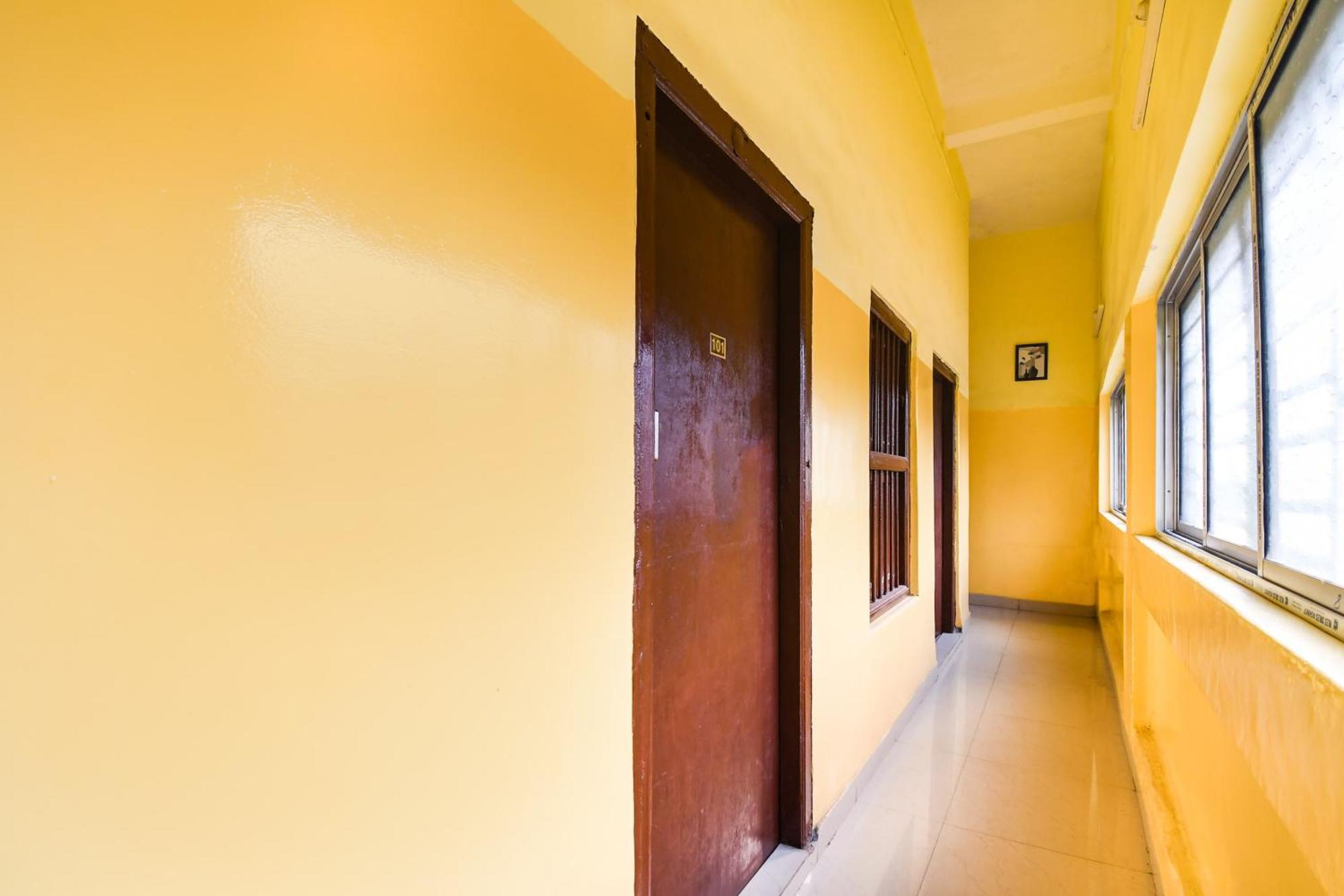 Oyo Heritage Inn Guest House Calcutta Exteriör bild